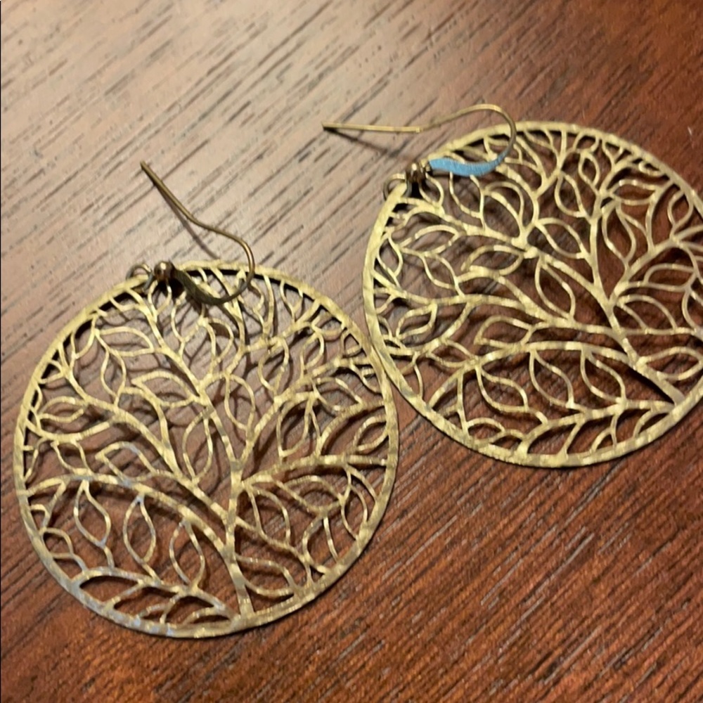 Gold tree and leaves earrings